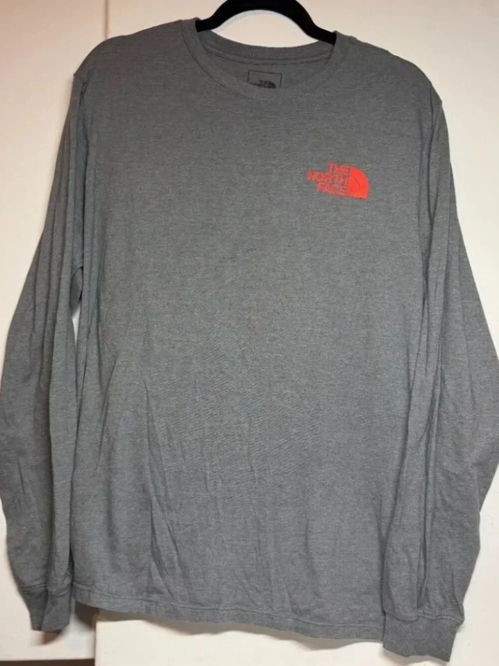 The North Face Men’s Long Sleeve Multicolor Logo T-Shirt Size Large